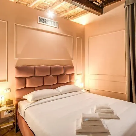 Magenta Collection Capranica *